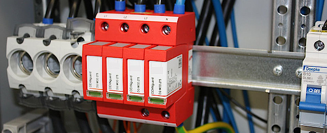 Über­spannungs­schutz bei Asalvo Elektrotechnik in Hamburg