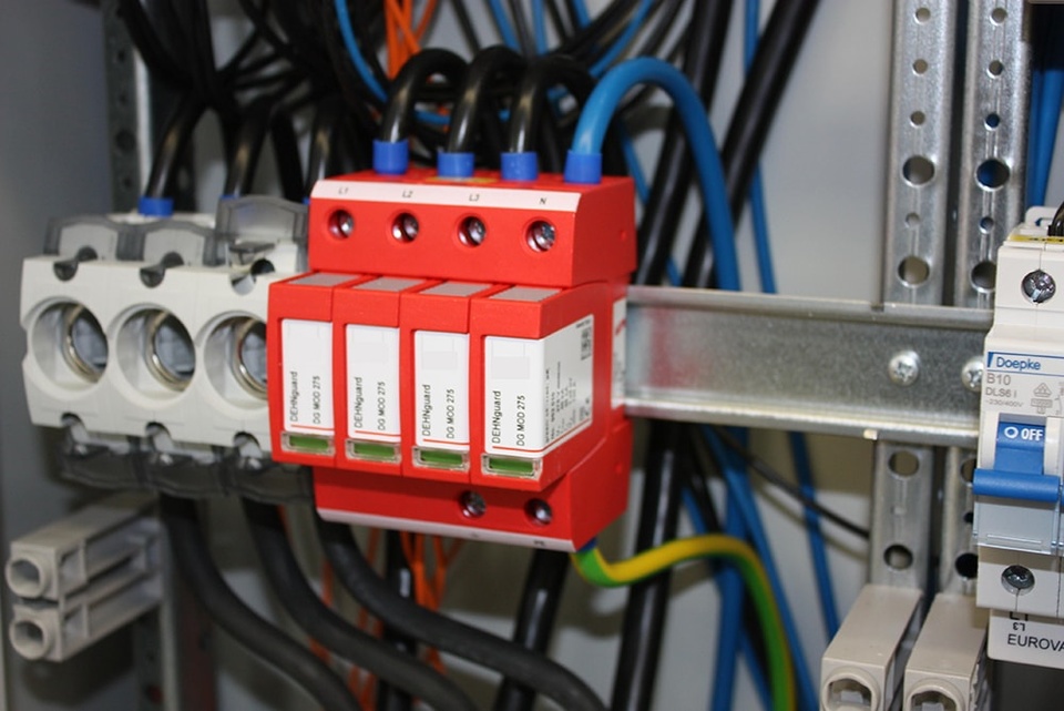 U berspannungsschutz bei Asalvo Elektrotechnik in Hamburg